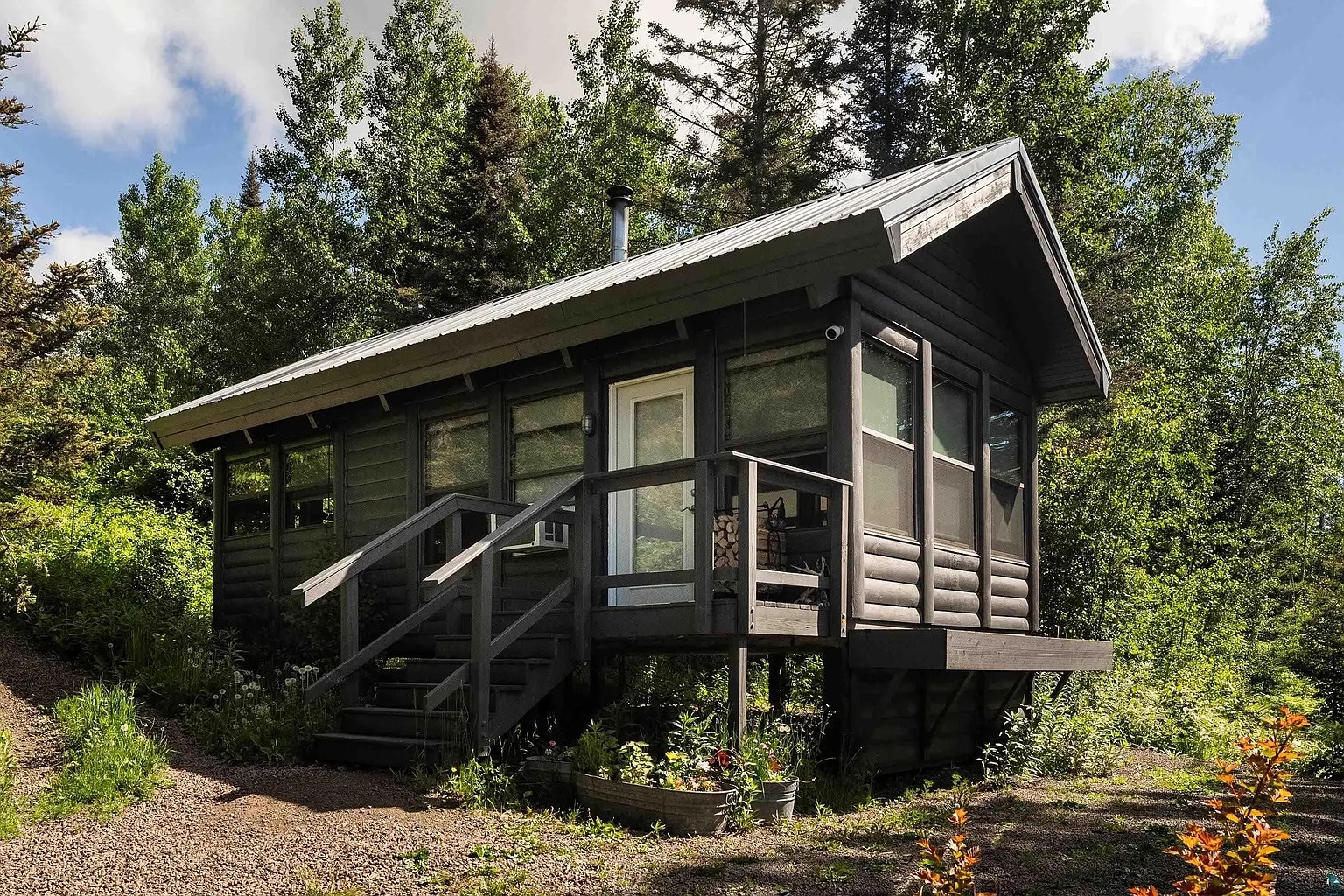 Cabin west side